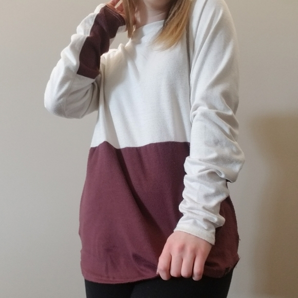 Color Block Sweater - Picture 2 of 5